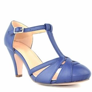 Chase & Chloe Kimmy T-Strap and kitten heels